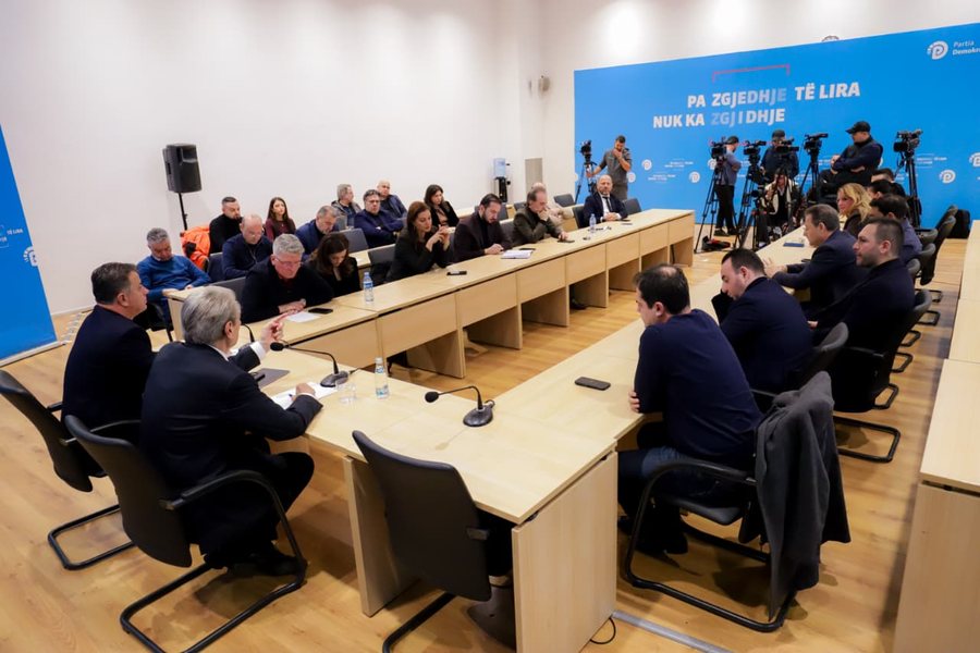 PD mban protestë kombëtare më 22 dhjetor! Berisha “bllok