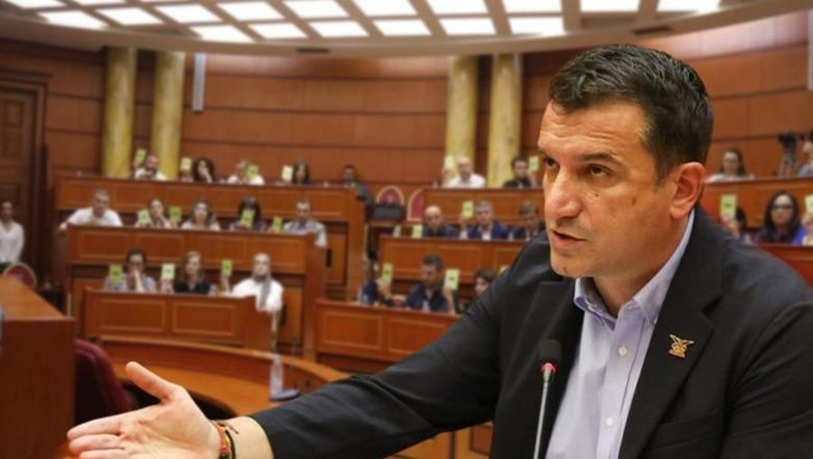 Veliaj i del përballë Këshillit Bashkiak: Buxheti pa kryetarin,