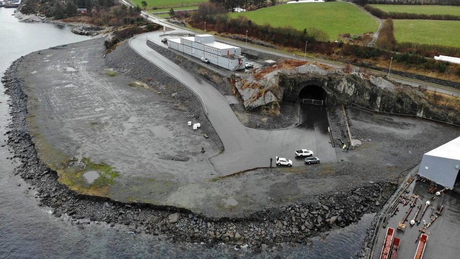 27 km, 400 m thell&euml;si - Detaje t&euml; tunelit rrugor n&euml;nujor m&euml;