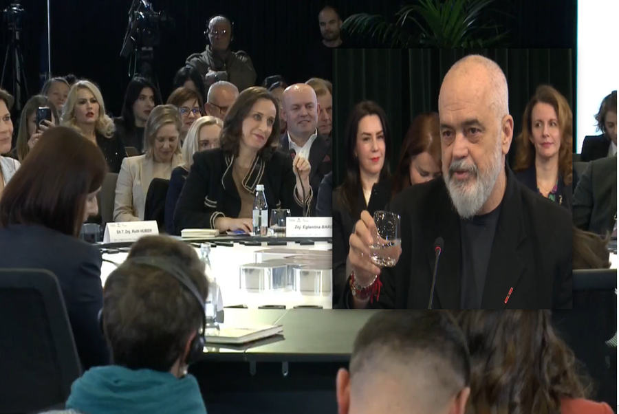 Ironia e Ram&euml;s p&euml;r mediat: G&euml;zuar vitin e ri me got&euml;n