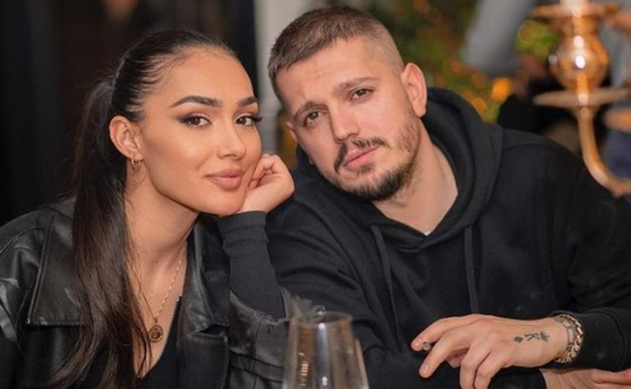 Klea Huta dhe Elgit Doda sheshojn&euml; z&euml;rat p&euml;r ndarje me nj&euml;