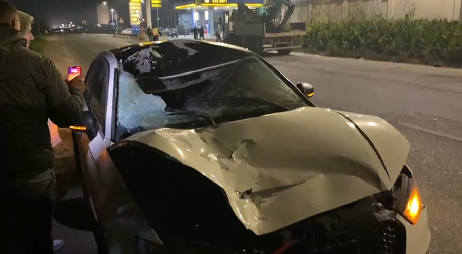 FOTOT+EMRI/ Shoferi p&euml;rplas p&euml;r vde*je 62 vje&ccedil;arin n&euml;