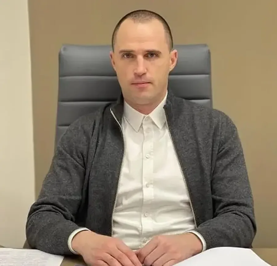 Tmerr n&euml; Vien&euml;: T*rturohet dhe digjet n&euml; makin&euml; djali i