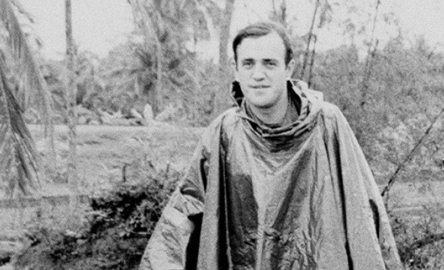 Peter Arnett, korrespondenti i luft&euml;s q&euml; foli me Sadamin dhe Bin