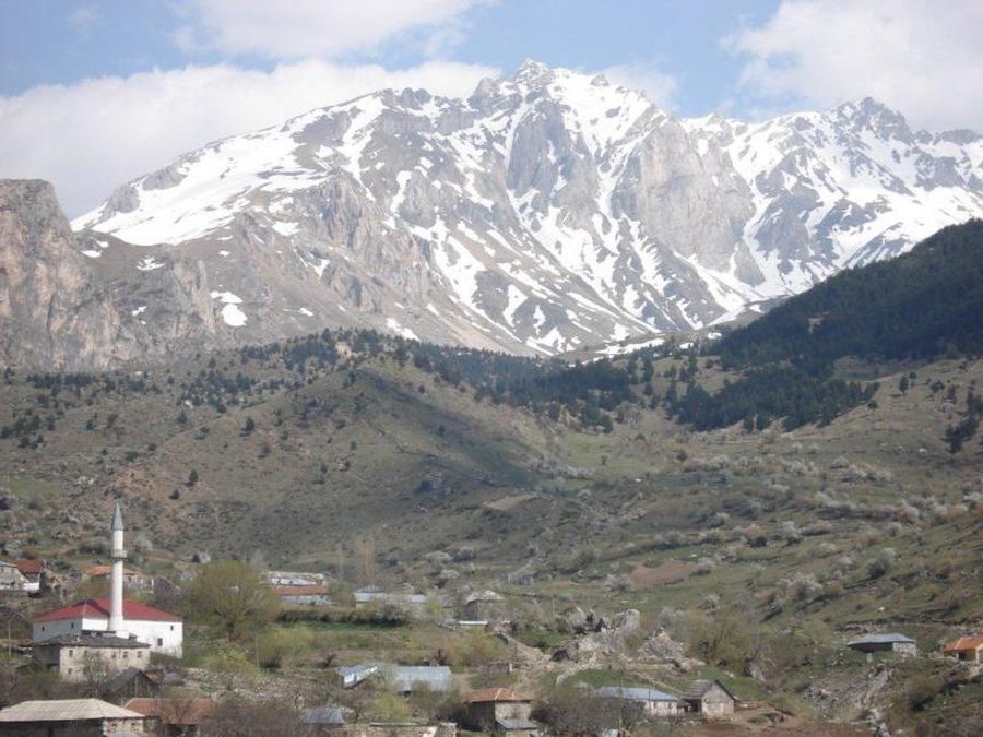 Temperatura deri n&euml; -4 grad&euml;! M&euml;soni parashikimin e motit