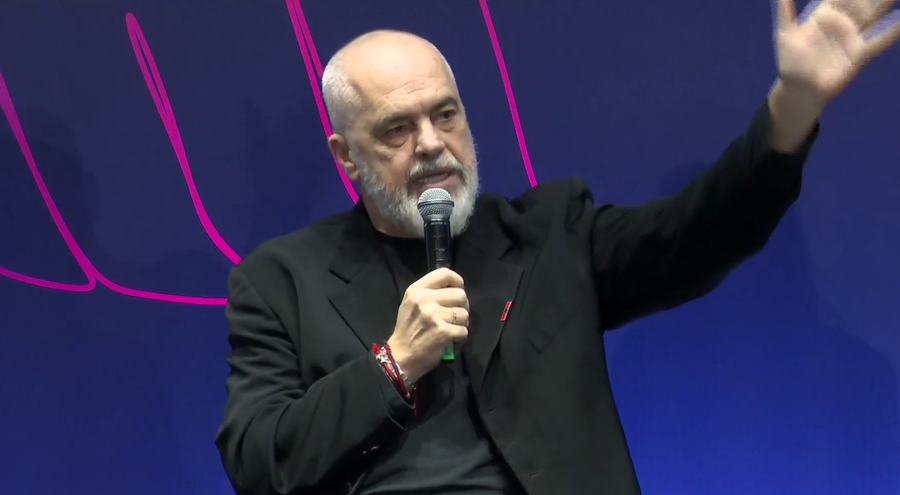 &ldquo;Njer&euml;zit e kan&euml; &euml;nd&euml;rr nj&euml; sht&euml;pi&rdquo;,