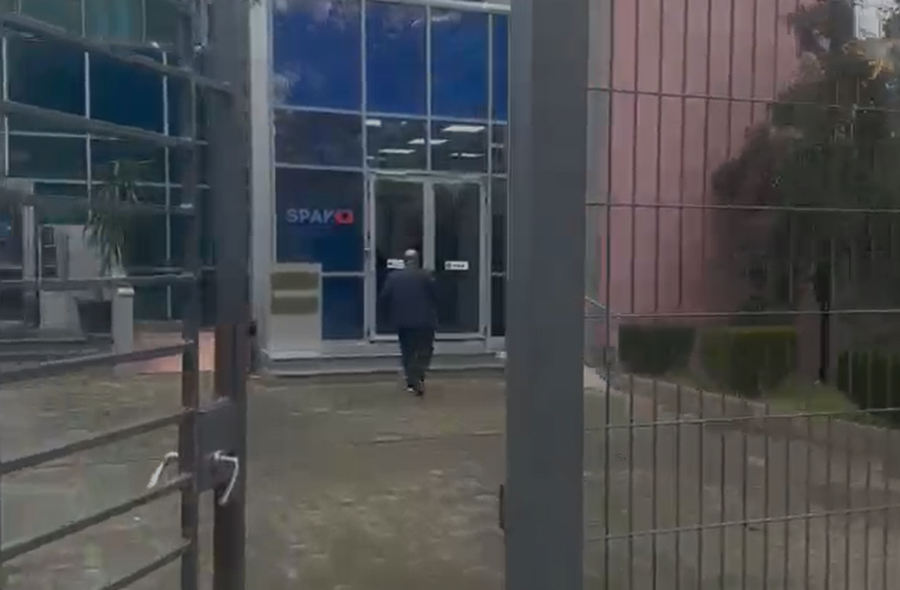 VIDEO/ Në hetim për tre vepra penale, ish-drejtori i Burgjeve
