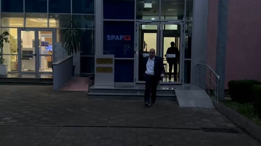 N&euml;n hetim p&euml;r sulmin kibernetik, ish-kreu i Burgjeve Agim Ismaili del