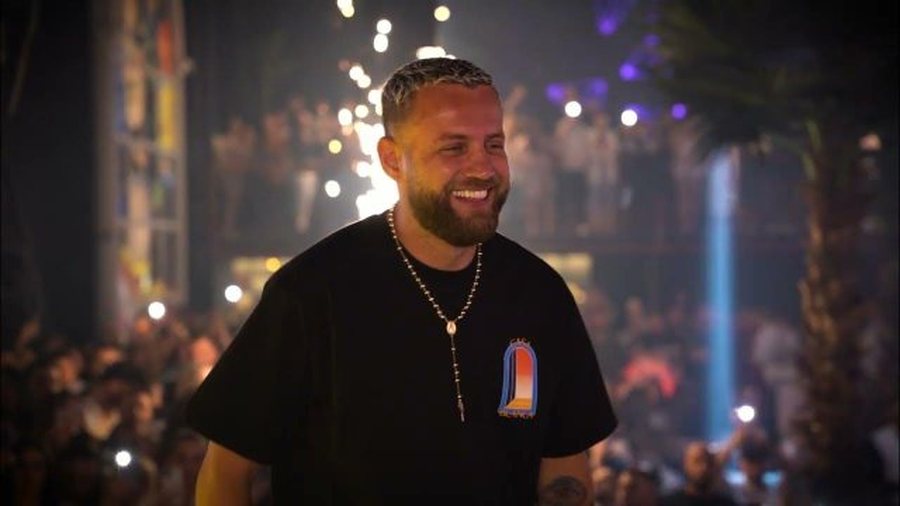 "Nj&euml; der&euml; q&euml; ndryshoi jeten time..." Mesazhi i