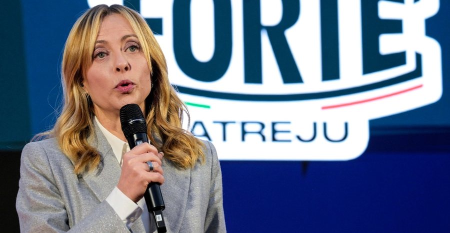 Politico: Si e djathta ekstreme po e rrëmben Krishtlindjen dhe po e