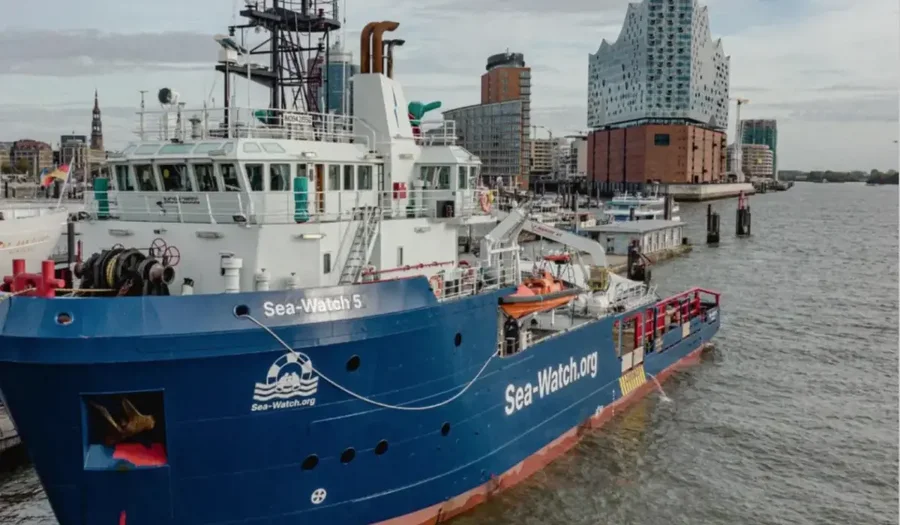 Tragjedi n&euml; Mesdhe, mbyten 116 emigrant&euml;, shp&euml;ton vet&euml;m 1