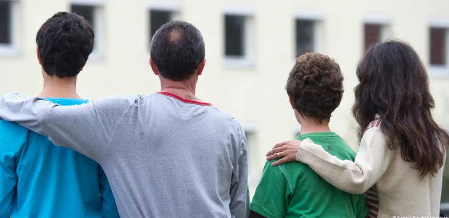 Shqiptar&euml;t mes aplikuesve kryesor&euml; p&euml;r bashkimet familjare