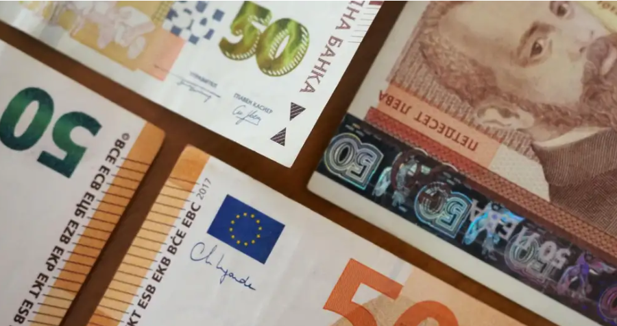 Bullgaria hyn n&euml; Eurozon&euml;! Pse ka kaq r&euml;nd&euml;si p&euml;r