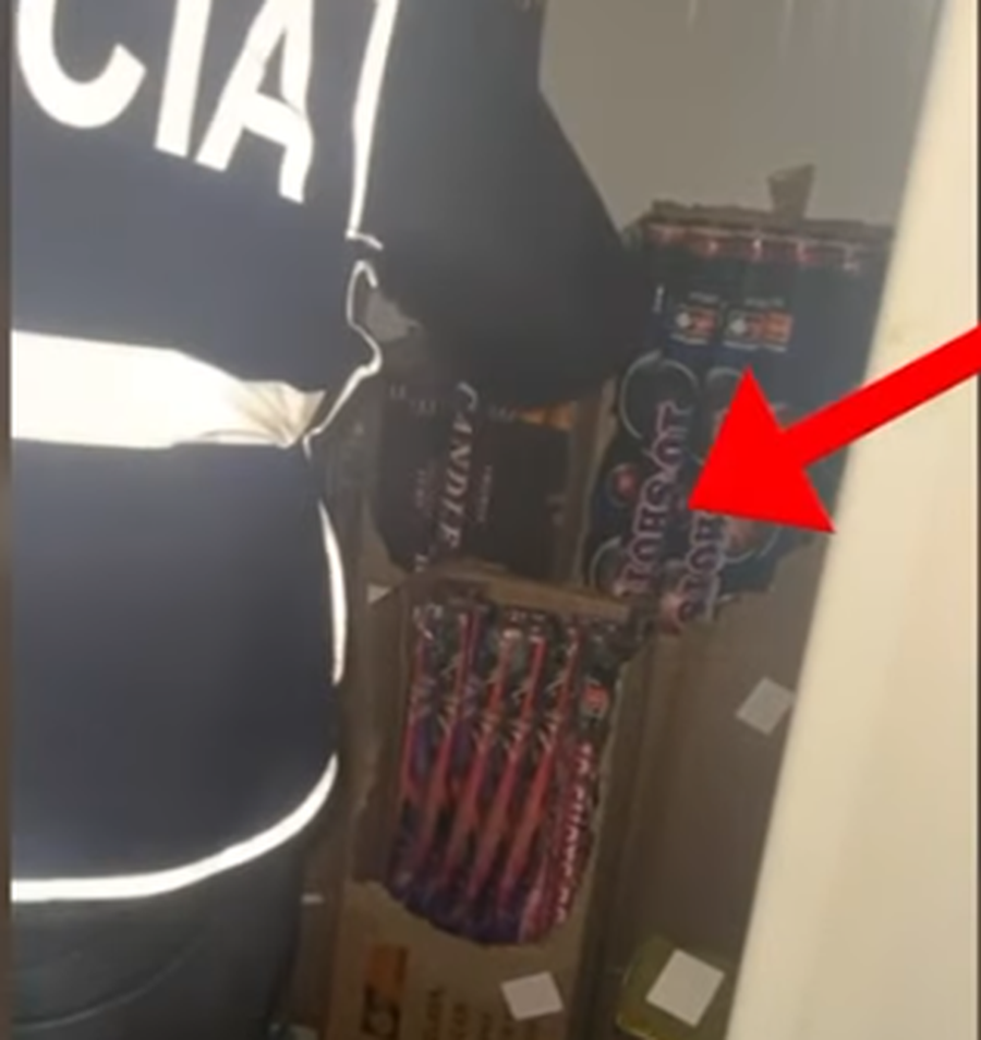 VIDEO - Sekuestrohen 179 fishekzjarre n&euml; Vlor&euml;, procedohet tregtarja