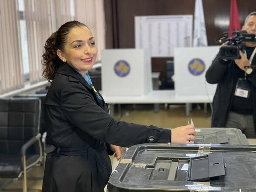 Vjosa Osmani: Shpresoj q&euml; rezultati i votimeve t&euml; na sjell&euml;