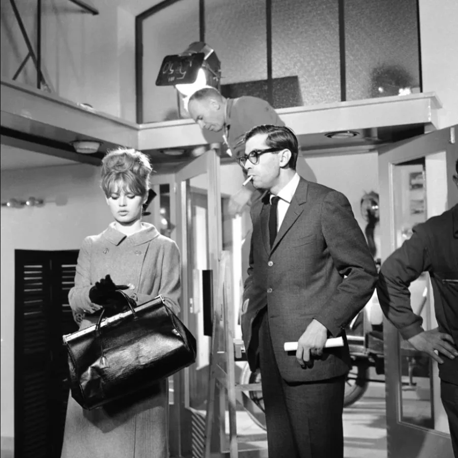 An&euml;t e err&euml;ta t&euml; Brigitte Bardot: Braktisja e f&euml;mij&euml;s