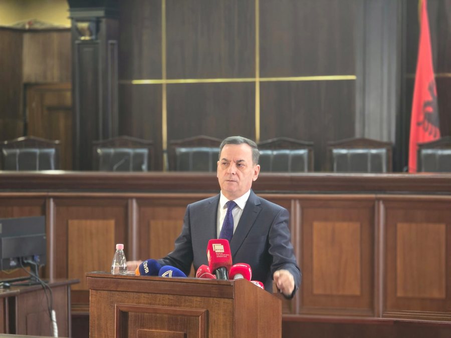 &ldquo;Nuk kan&euml; dit&euml; pushimi&rdquo;, Sadushi p&euml;r kushtet e