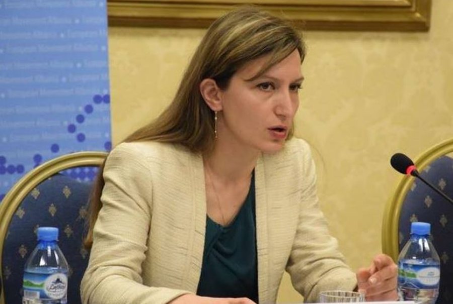 Kanosi shtetasin e huaj, &ldquo;arrest n&euml; sht&euml;pi&rdquo; p&euml;r