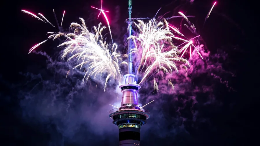 VIDEO/ Zelanda e Re mir&euml;pret 2026-&euml;n me nj&euml; shfaqje spektakolare