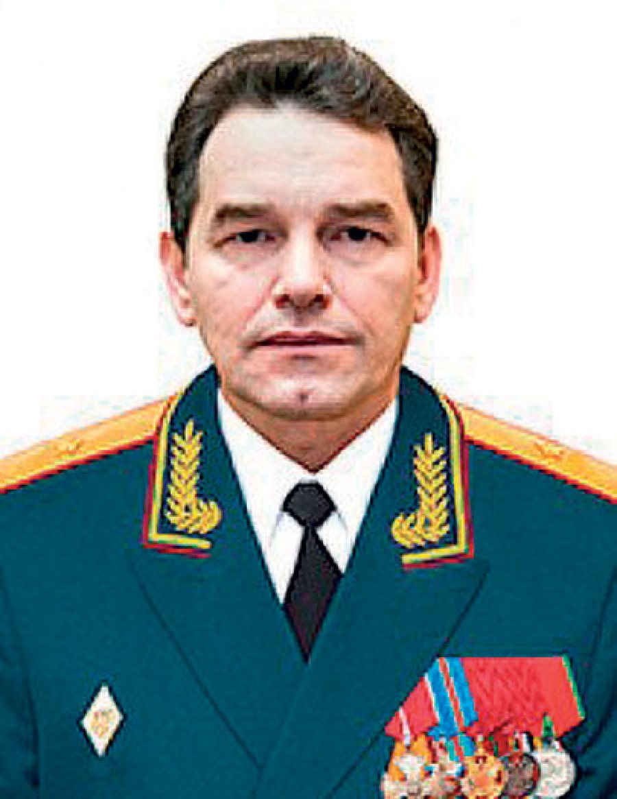 Vrasje n&euml; Sheshin e Kuq - Gjeneral&euml;t rus&euml; vriten n&euml;