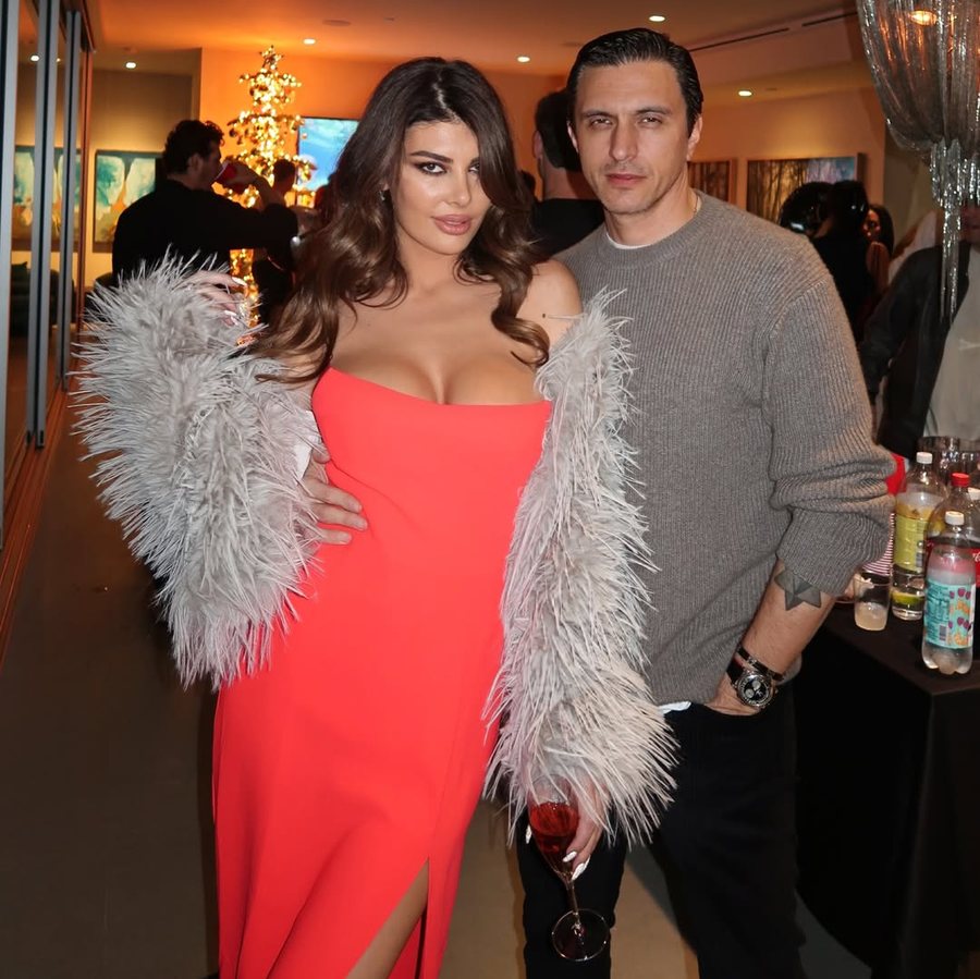 Angela dhe Dragos Savulescu rikthehen së bashku? Modelja habit