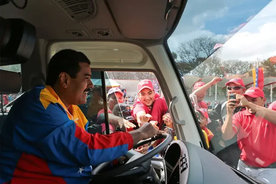 SHBA bombardon Venezuel&euml;n, forcat amerikane kapin Nicolas Maduron! Trump: E