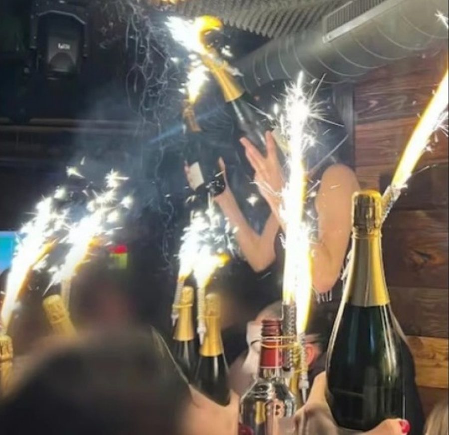 Identifikohen 6 italian&euml;t q&euml; humb&euml;n jet&euml;n n&euml;