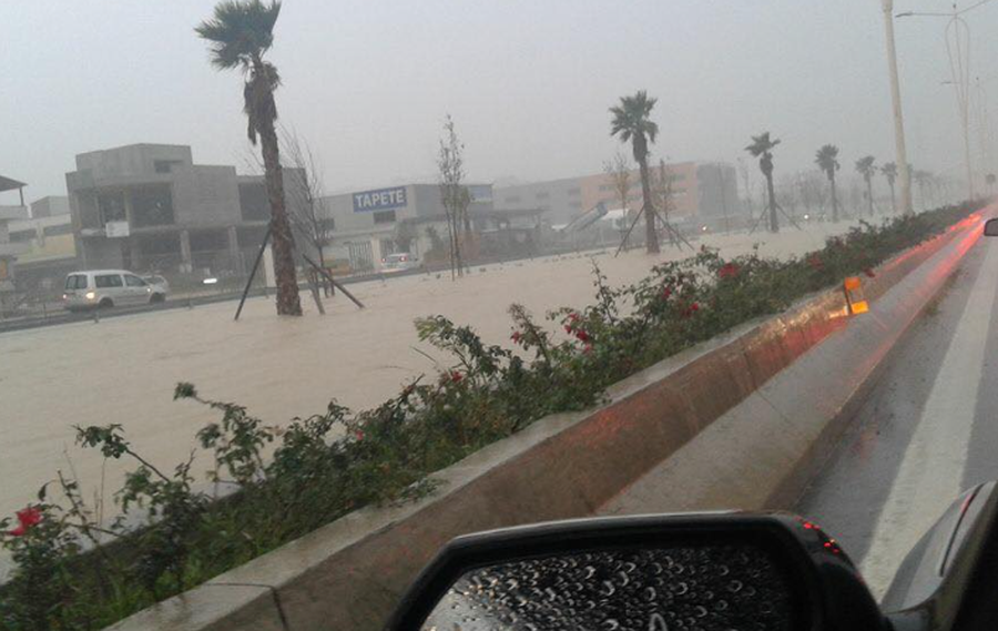 Vendi &ldquo;n&euml;n uj&euml;&rdquo;, p&euml;rmbyten disa qytete! Situat&euml;