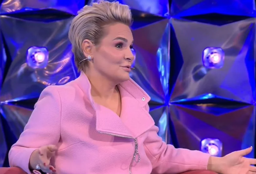 Kunatat jan&euml; si motra? Reagimi epik i Monika Kryemadhit: Avash mo avash,