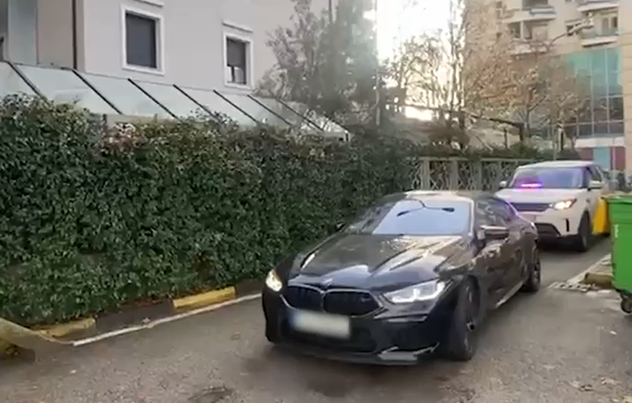 Vodhi BMW-n&euml; 140 mij&euml; euroshe n&euml; Gjermani dhe e shiti n&euml;