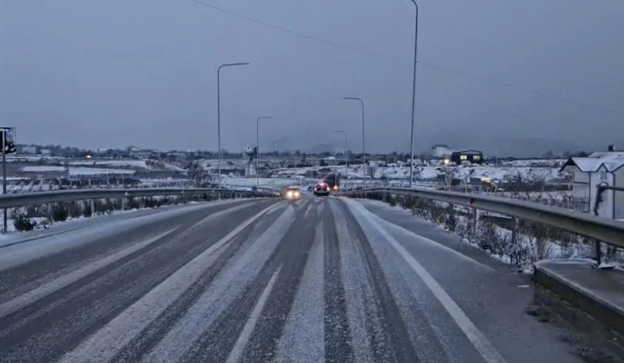 Pas shiut, Kuk&euml;si p&euml;rfshihet nga d&euml;bora! Temperatura n&euml;n 0