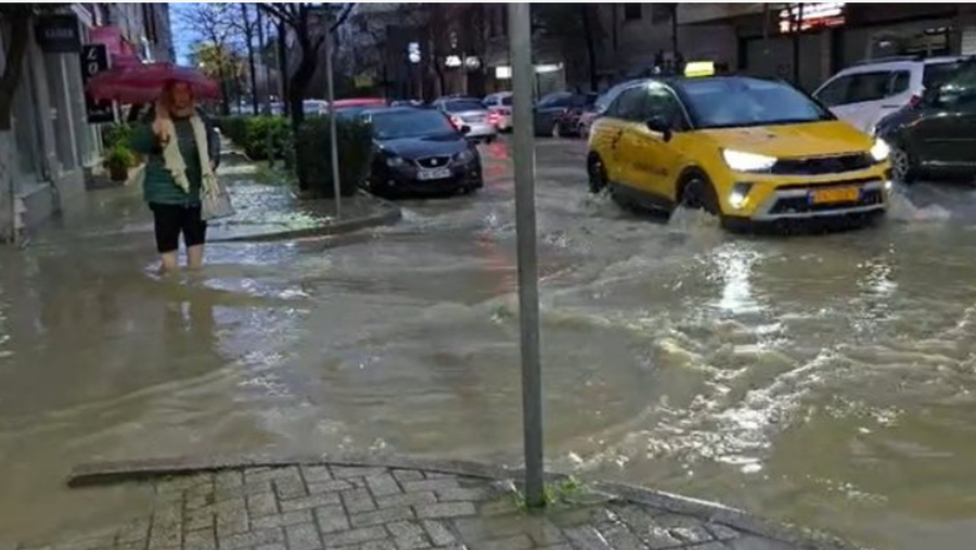 Përmbytjet në vend, humb jetën një person! Urdhër