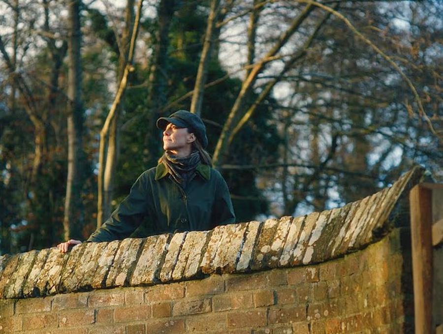 Princesha Kate poston set fotosh, Dayli Mail e kritikon: Je larg realitetit,