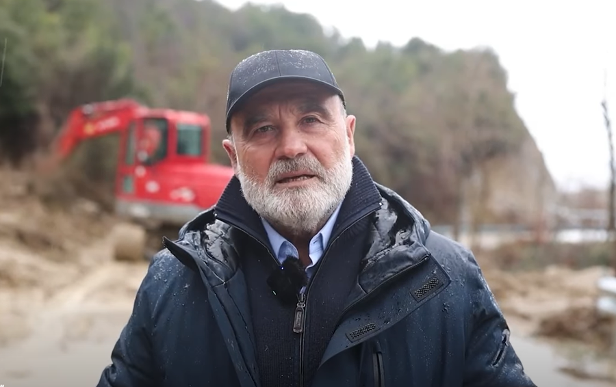 "Mos ia hidhni fajin qeveris&euml; dhe p&euml;r motin", deputeti i PS: