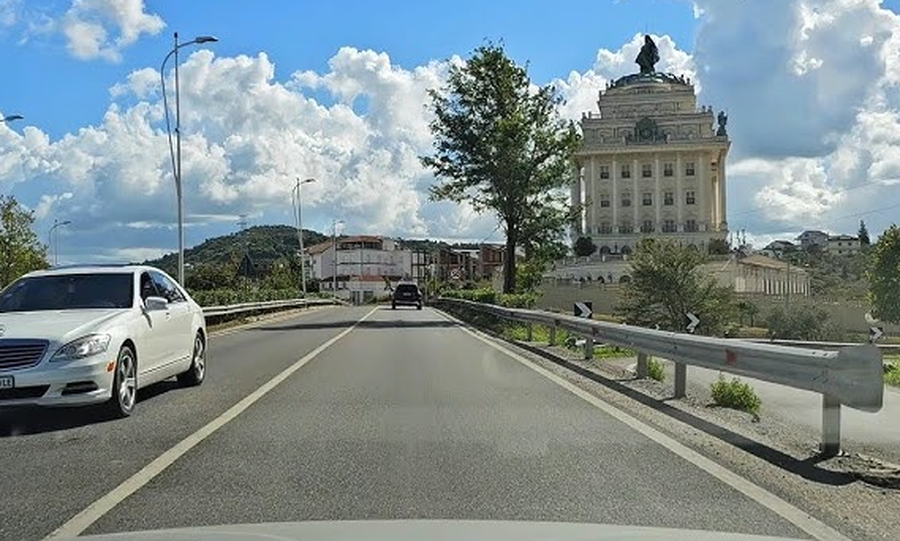 Rruga Tiran&euml;-Rinas bllokohet p&euml;r 2 dit&euml;, ARRSH njofton