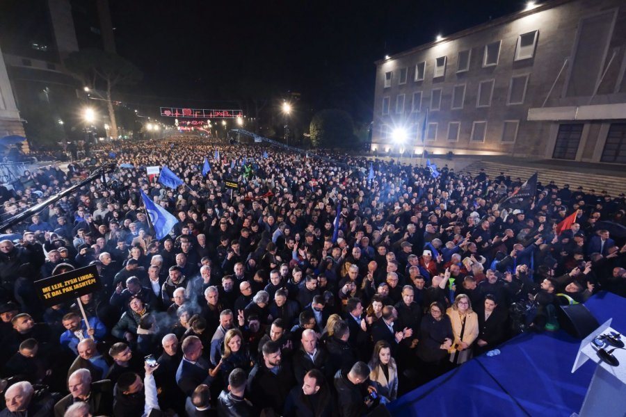 Zbulohet ora se nisjes s&euml; protest&euml;s komb&euml;tare t&euml; PD-s&euml;