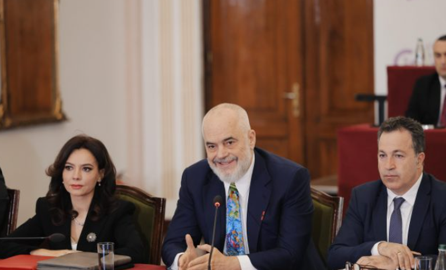 Mbledhja e par&euml; e grupit t&euml; PS, 16 fol&euml;s p&euml;r detajet e