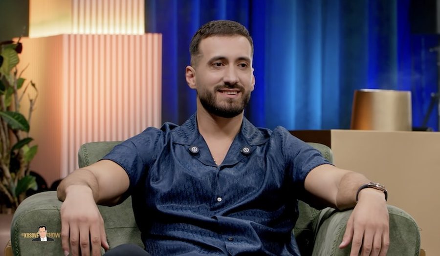 Joz Markun nuk e pranojn&euml; n&euml; hotel, shoq&euml;ruesi i tij