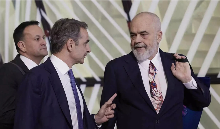 "Shpesh thot&euml; gj&euml;ra q&euml; s'duhet", Mitsotakis reagon