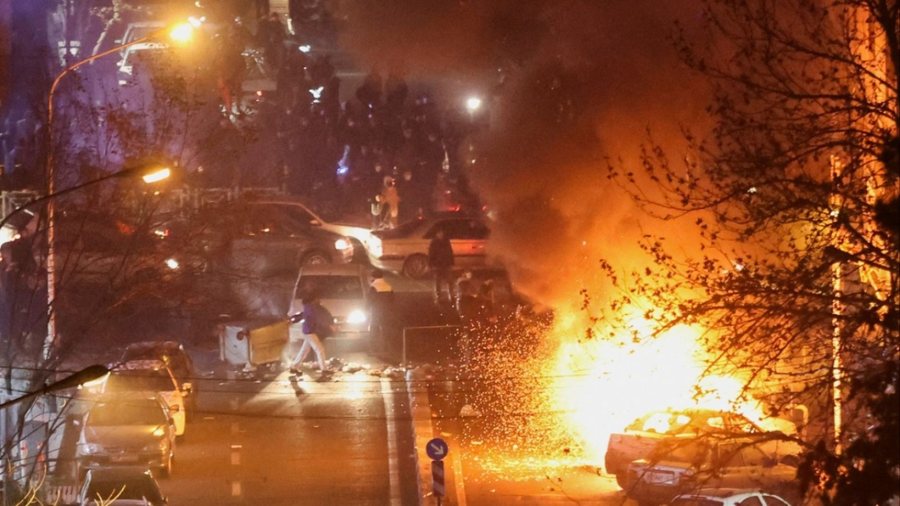 Reuters: Numri i konfirmuar i t&euml; vdekurve n&euml; protestat n&euml; Iran