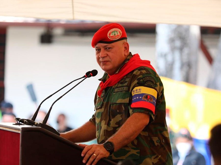 Prapaskenat n&euml; Venezuel&euml;/ Njeriu i hekurt i Maduros bashk&euml;punoi