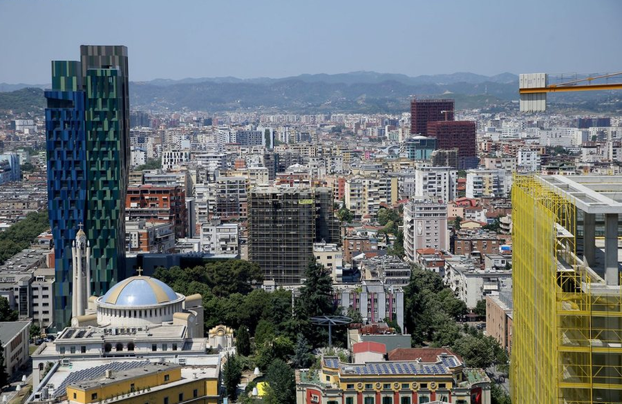 Paradoksi i nd&euml;rtimit dhe pasuritve t&euml; paluajtshme, &ccedil;mimet do