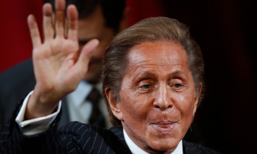 Nd&euml;rron jet&euml; stilisti italian i mod&euml;s Valentino