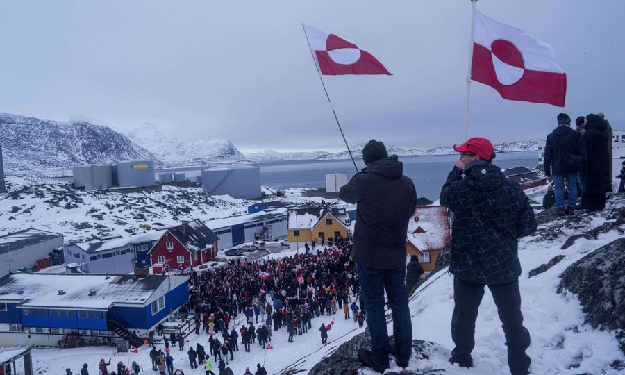 Kryeministri i Groenland&euml;s u b&euml;n thirrje qytetar&euml;ve t&euml;