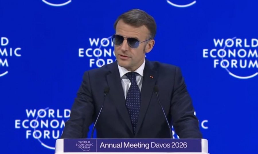 Macron: Fjalim n&euml; Davos me syze aviatori si "Top Gun"