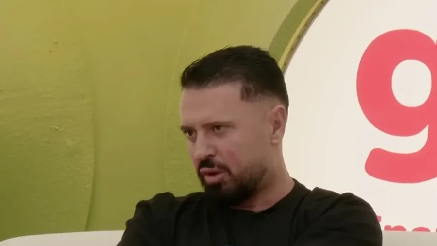 'Po i b&euml;hen padrejt&euml;si' , familjar&euml;t e Labinot