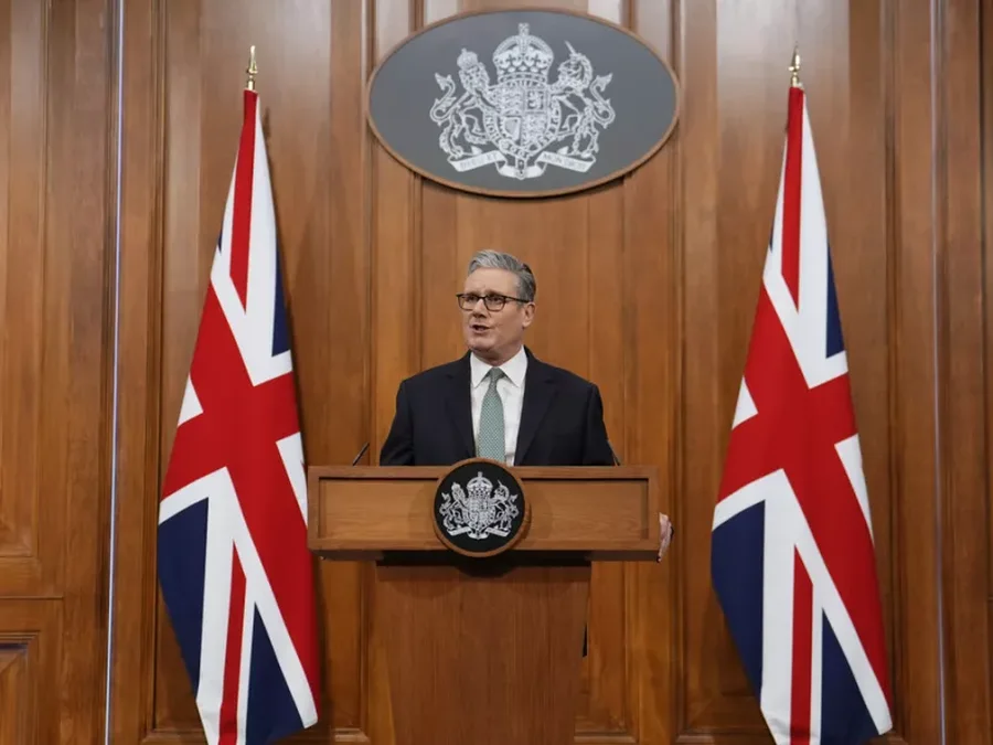 Starmer kund&euml;r pjes&euml;marrjes s&euml; Putinit n&euml;