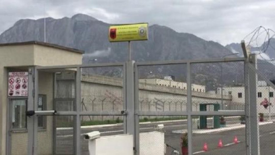 Emrat e skema / Për 200 euro, gardiani fuste drogë në burgun e