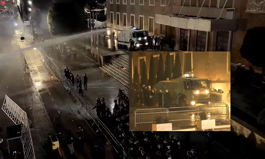 Policia hedh uj&euml; e gaz lotsjell&euml;s, shp&euml;rndahen protestuesit e