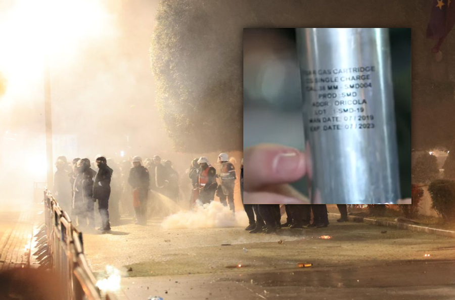 Tre orë protestë, molotovë, gurë e gaz lotsjellës para